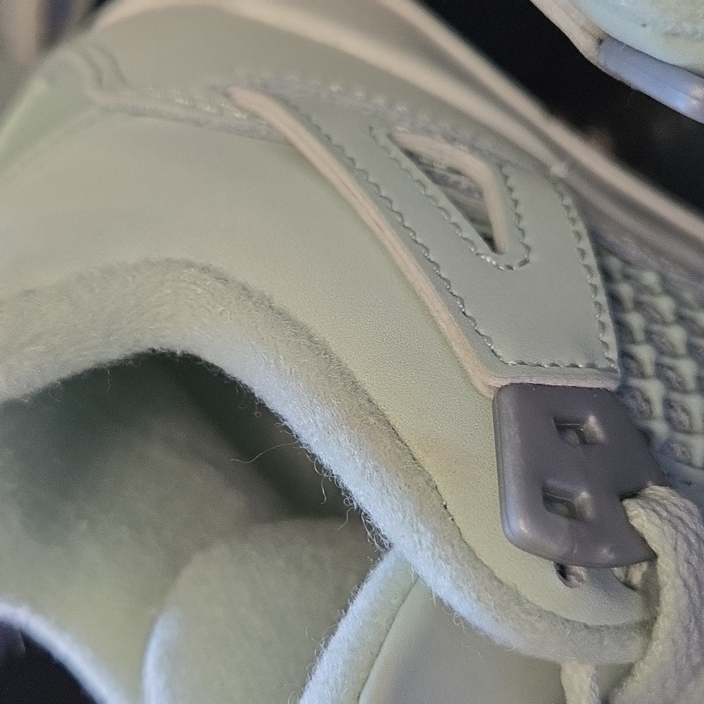 Jordan Retro 4 Size 13C - Picture 5 of 8